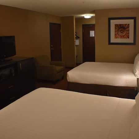 Country Inn And Suites By Radisson Garden City Ks Buitenkant foto