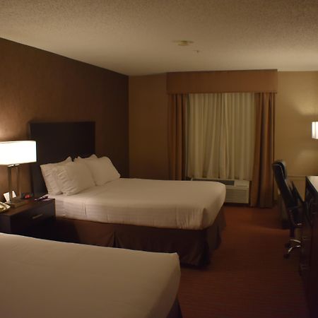 Country Inn And Suites By Radisson Garden City Ks Buitenkant foto