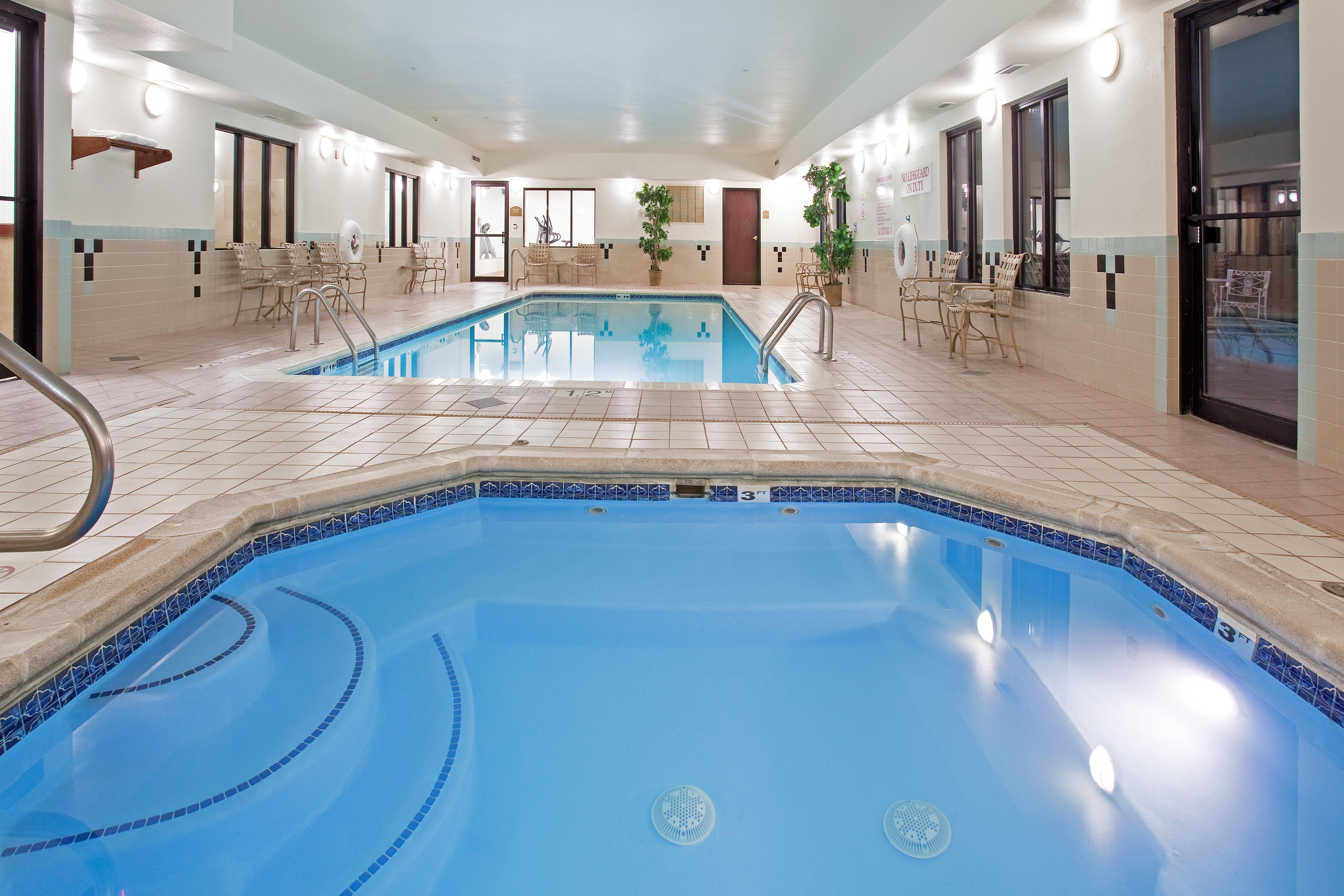 Country Inn And Suites By Radisson Garden City Ks Buitenkant foto