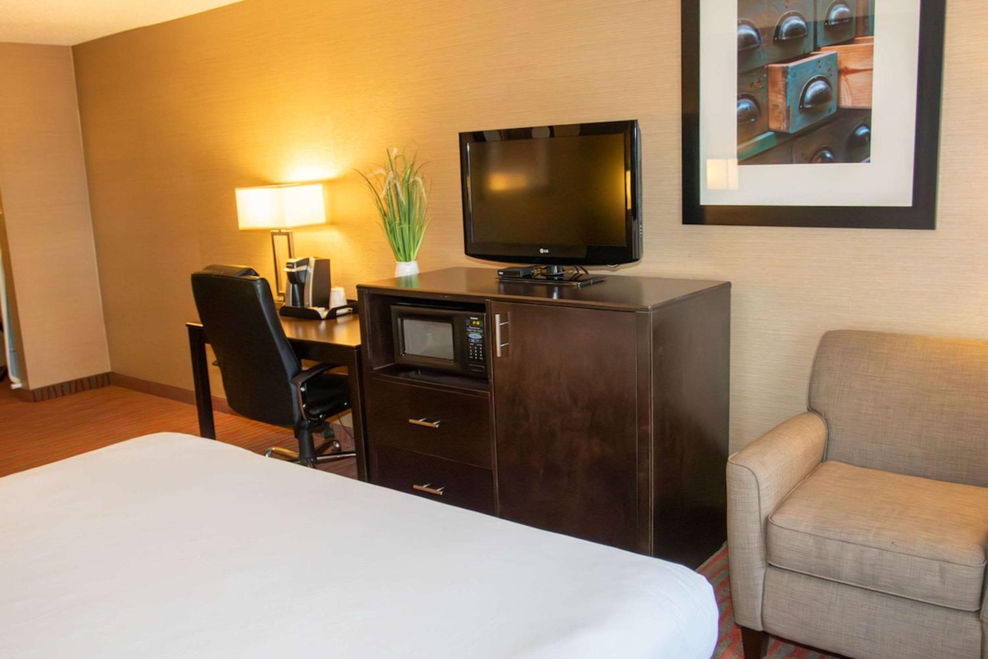 Country Inn And Suites By Radisson Garden City Ks Buitenkant foto