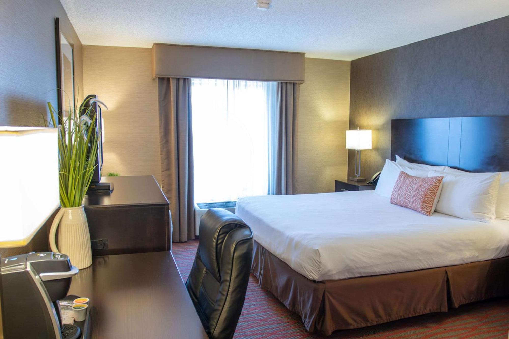 Country Inn And Suites By Radisson Garden City Ks Buitenkant foto