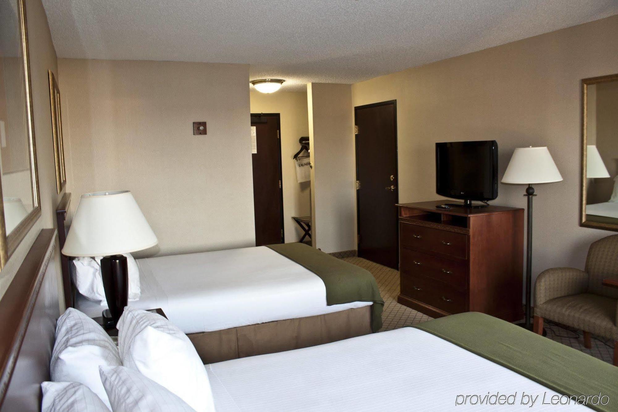 Country Inn And Suites By Radisson Garden City Ks Buitenkant foto